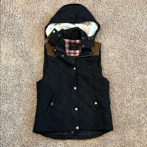 Black Quilted Hooded Vest